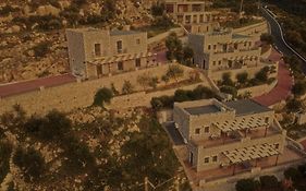 Onar Mani Suites