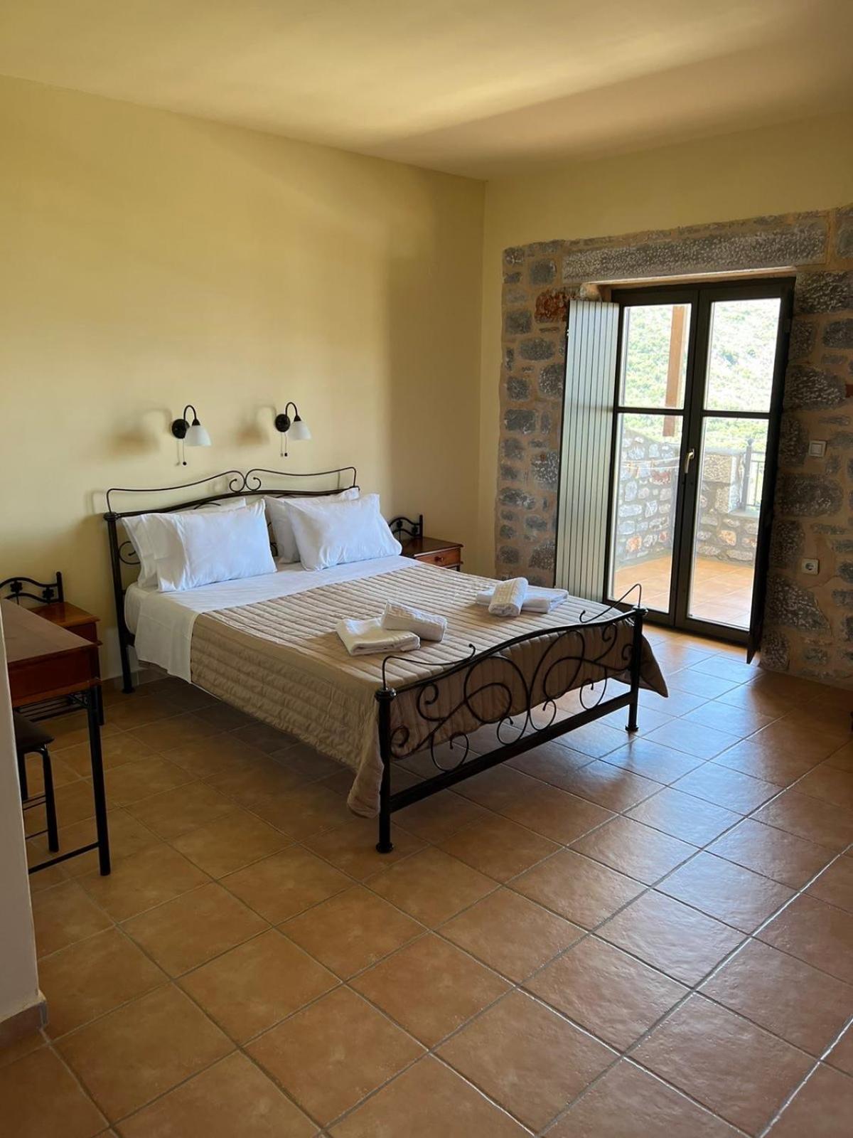 Onar Mani Suites Néon Oítilon Extérieur photo