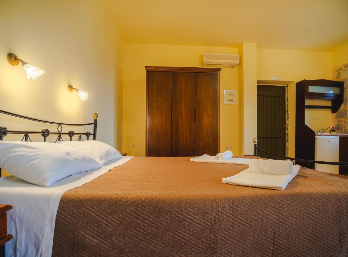 Onar Mani Suites Néon Oítilon Extérieur photo