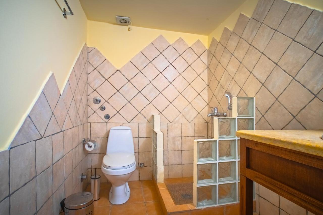 Onar Mani Suites Néon Oítilon Extérieur photo
